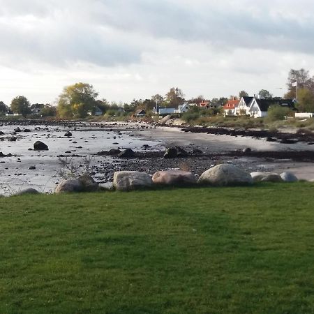 Pensionat Strandhuset I Abbekås Exterior foto