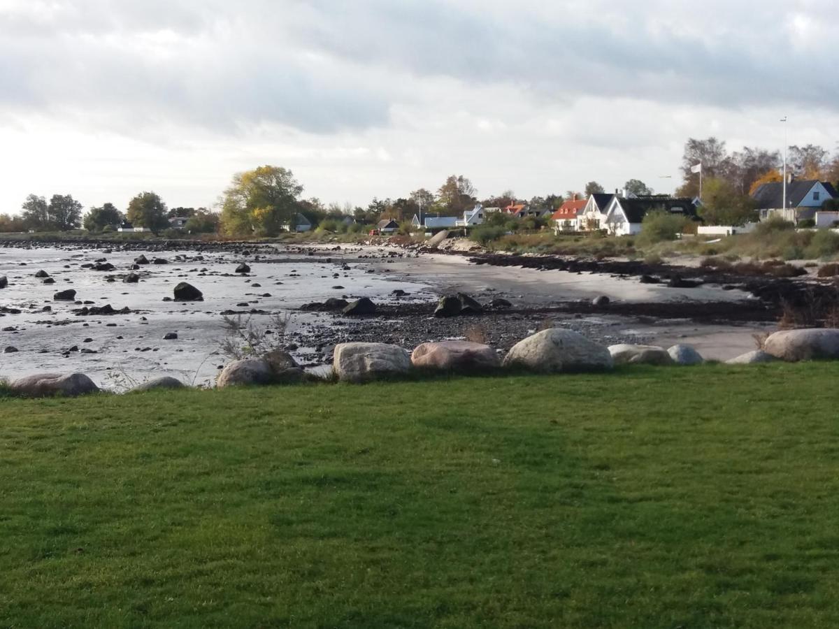 Pensionat Strandhuset I Abbekås Exterior foto